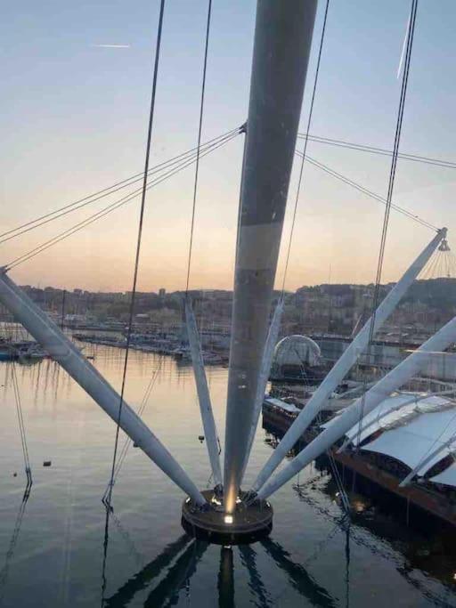La Finestra Sul Cielo Del Porto Antico Di Genova Leilighet Eksteriør bilde
