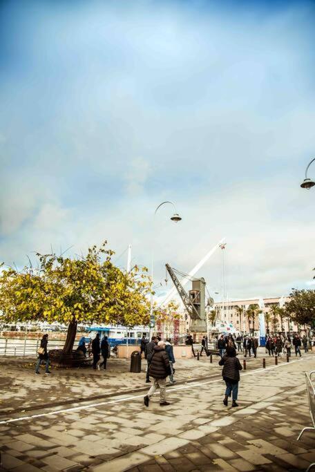 La Finestra Sul Cielo Del Porto Antico Di Genova Leilighet Eksteriør bilde