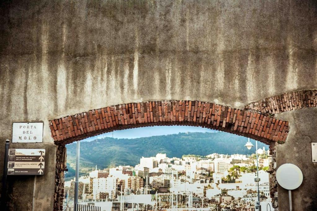 La Finestra Sul Cielo Del Porto Antico Di Genova Leilighet Eksteriør bilde
